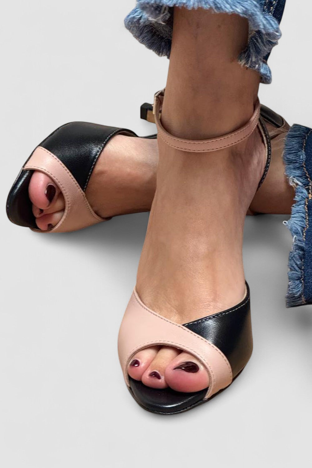Noirella™ | Közepes magasságú cipők bokapánttal