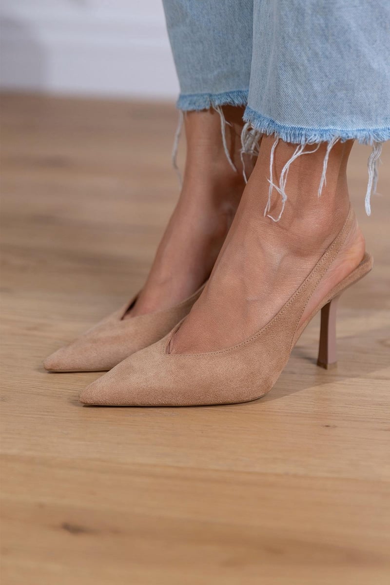 Boglárka - Meztelen slingback cipők tűs sarokkal
